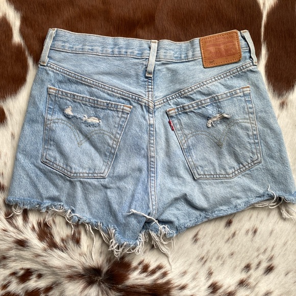 Levis 501 shorts - Picture 2 of 2